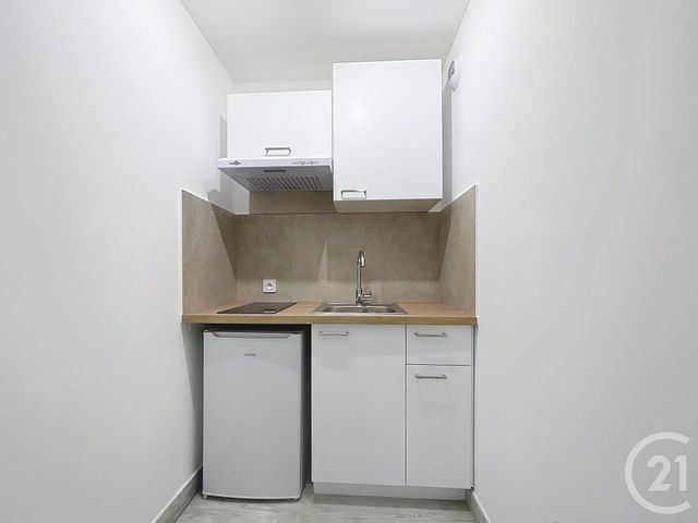 Appartement F1 à louer - 1 pièce - 30.37 m2 - CANNES LA BOCCA - 06 - PROVENCE-ALPES-COTE-D-AZUR - Century 21 Adhère Transactions