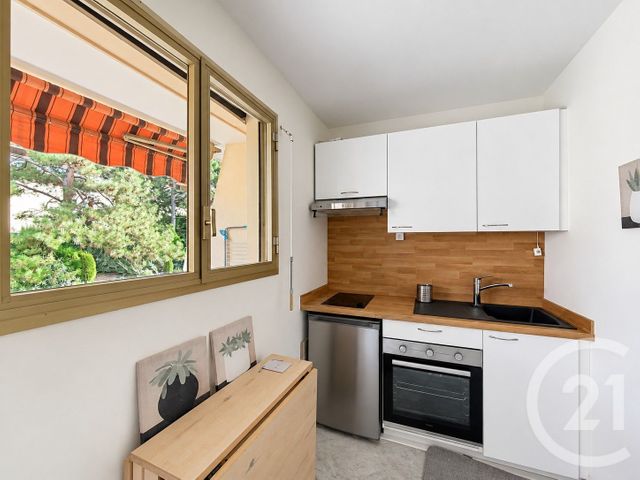 Appartement F1 à louer - 1 pièce - 20.88 m2 - LE CANNET - 06 - PROVENCE-ALPES-COTE-D-AZUR - Century 21 Adhère Transactions