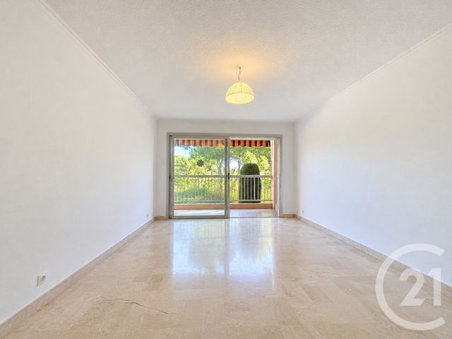 Appartement F2 à louer - 2 pièces - 51.2 m2 - MANDELIEU LA NAPOULE - 06 - PROVENCE-ALPES-COTE-D-AZUR - Century 21 Adhère Transactions