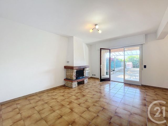 maison à louer - 4 pièces - 95.03 m2 - LA ROQUETTE SUR SIAGNE - 06 - PROVENCE-ALPES-COTE-D-AZUR - Century 21 Adhère Transactions