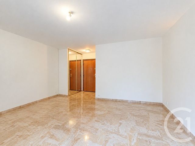 Appartement F1 à louer MANDELIEU LA NAPOULE