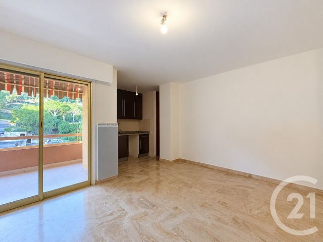 Appartement F1 à louer - 1 pièce - 25.0 m2 - MANDELIEU LA NAPOULE - 06 - PROVENCE-ALPES-COTE-D-AZUR - Century 21 Adhère Transactions