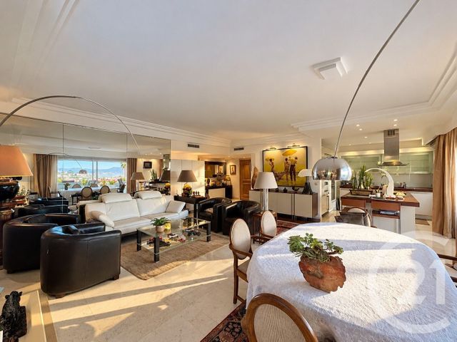 Appartement F4 à vendre - 4 pièces - 133.03 m2 - CANNES - 06 - PROVENCE-ALPES-COTE-D-AZUR - Century 21 Adhère Transactions