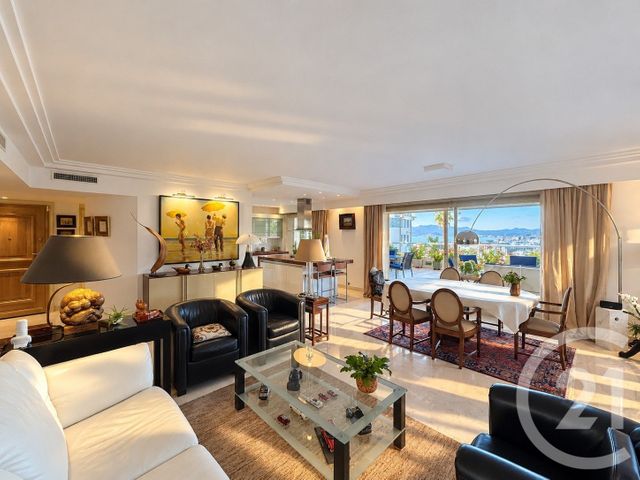 Appartement F4 à vendre - 4 pièces - 133.03 m2 - CANNES - 06 - PROVENCE-ALPES-COTE-D-AZUR - Century 21 Adhère Transactions