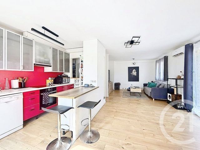 Appartement F2 à louer - 2 pièces - 49.32 m2 - GRASSE - 06 - PROVENCE-ALPES-COTE-D-AZUR - Century 21 Adhère Transactions