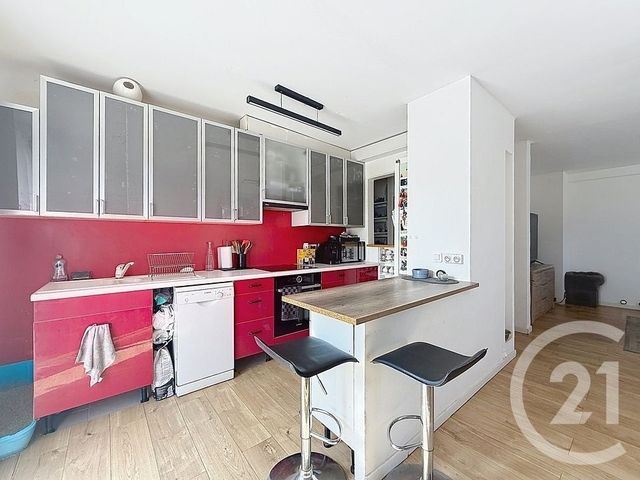 Appartement F2 à louer - 2 pièces - 49.32 m2 - GRASSE - 06 - PROVENCE-ALPES-COTE-D-AZUR - Century 21 Adhère Transactions