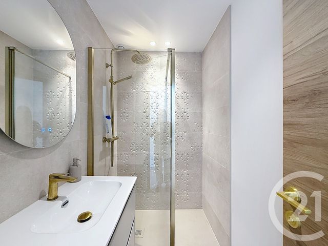 Appartement F2 à louer - 2 pièces - 33.76 m2 - CANNES - 06 - PROVENCE-ALPES-COTE-D-AZUR - Century 21 Adhère Transactions