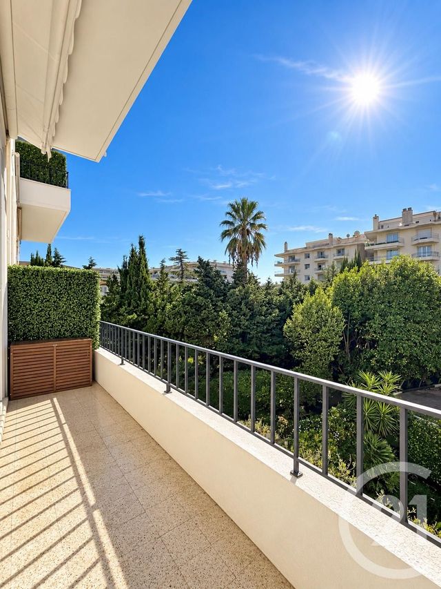 Appartement F3 à vendre CANNES