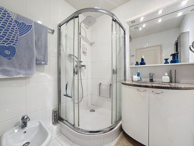 Appartement F3 à vendre - 3 pièces - 89.0 m2 - CANNES - 06 - PROVENCE-ALPES-COTE-D-AZUR - Century 21 Adhère Transactions