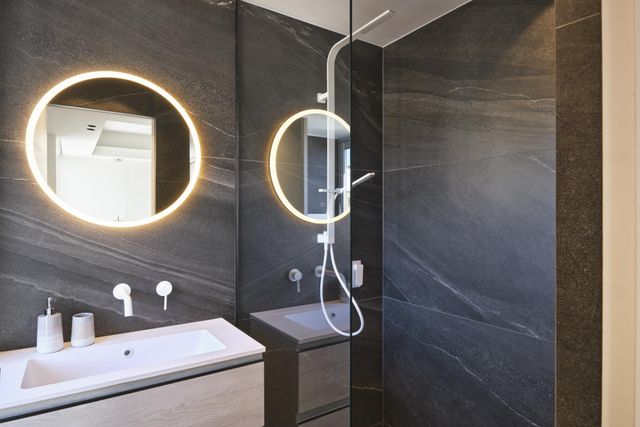 Appartement F4 à vendre - 4 pièces - 110.0 m2 - CANNES - 06 - PROVENCE-ALPES-COTE-D-AZUR - Century 21 Adhère Transactions