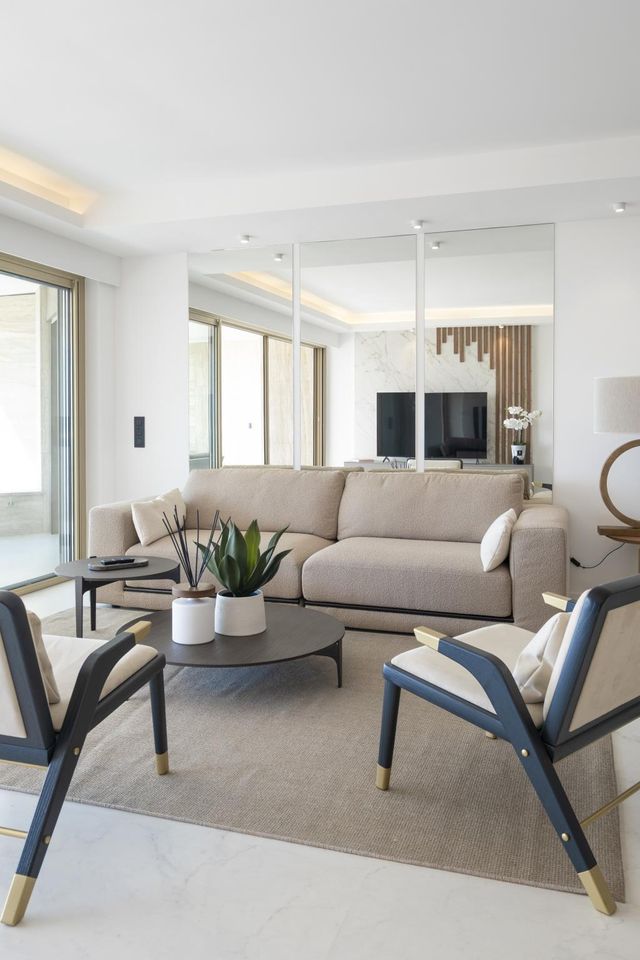 Appartement F4 à vendre - 4 pièces - 90.0 m2 - CANNES - 06 - PROVENCE-ALPES-COTE-D-AZUR - Century 21 Adhère Transactions