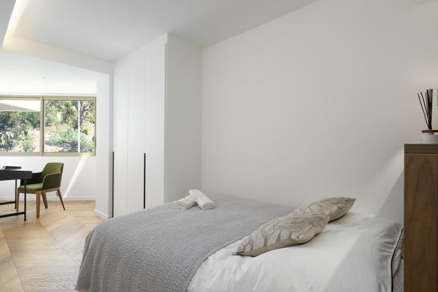 Appartement F4 à vendre - 4 pièces - 90.0 m2 - CANNES - 06 - PROVENCE-ALPES-COTE-D-AZUR - Century 21 Adhère Transactions