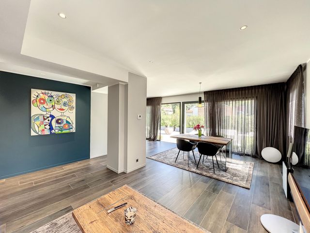 Appartement F4 à vendre - 4 pièces - 123.72 m2 - CANNES - 06 - PROVENCE-ALPES-COTE-D-AZUR - Century 21 Adhère Transactions