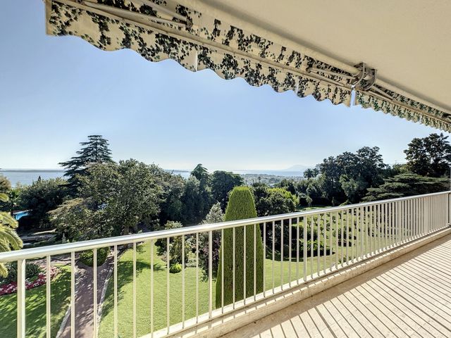 Appartement F4 à vendre - 4 pièces - 137.12 m2 - CANNES - 06 - PROVENCE-ALPES-COTE-D-AZUR - Century 21 Adhère Transactions