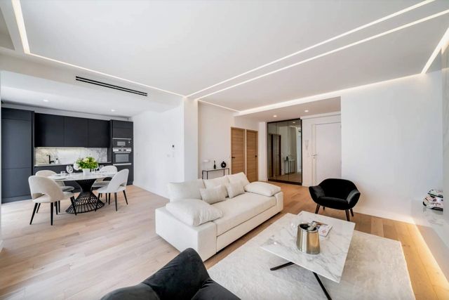 Appartement F3 à vendre - 3 pièces - 75.15 m2 - CANNES - 06 - PROVENCE-ALPES-COTE-D-AZUR - Century 21 Adhère Transactions