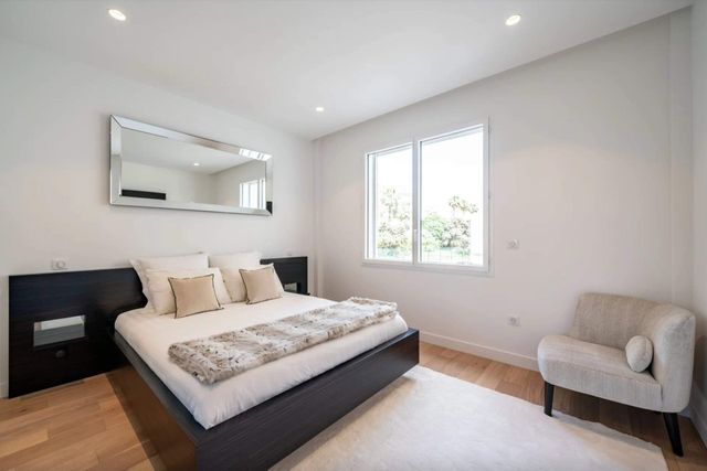 Appartement F3 à vendre - 3 pièces - 75.15 m2 - CANNES - 06 - PROVENCE-ALPES-COTE-D-AZUR - Century 21 Adhère Transactions