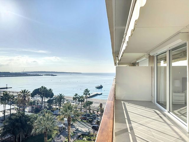 Appartement F3 à vendre - 3 pièces - 93.51 m2 - CANNES - 06 - PROVENCE-ALPES-COTE-D-AZUR - Century 21 Adhère Transactions
