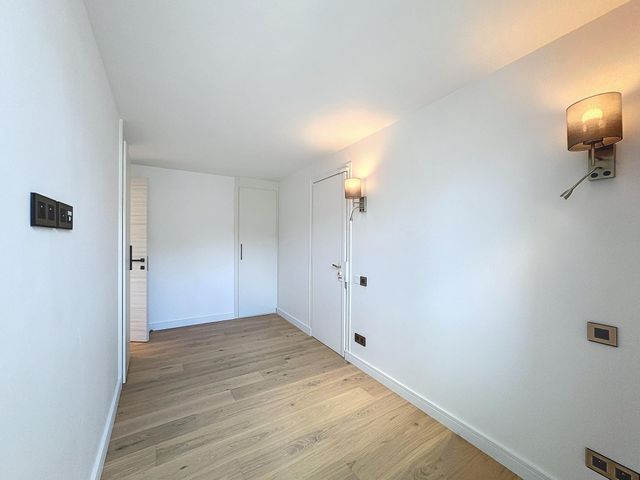 Appartement F4 à vendre - 4 pièces - 104.03 m2 - CANNES - 06 - PROVENCE-ALPES-COTE-D-AZUR - Century 21 Adhère Transactions