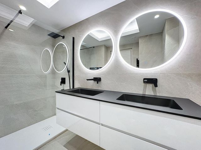 Appartement F4 à vendre - 4 pièces - 104.03 m2 - CANNES - 06 - PROVENCE-ALPES-COTE-D-AZUR - Century 21 Adhère Transactions