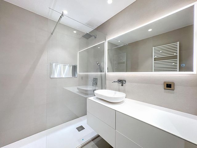 Appartement F4 à vendre - 4 pièces - 104.03 m2 - CANNES - 06 - PROVENCE-ALPES-COTE-D-AZUR - Century 21 Adhère Transactions