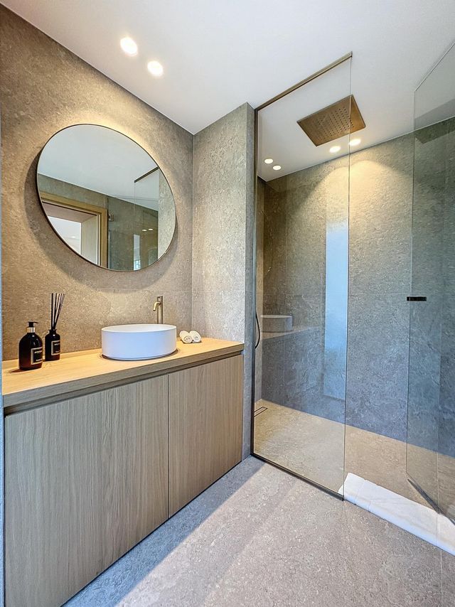 Appartement F4 à vendre - 4 pièces - 155.0 m2 - CANNES - 06 - PROVENCE-ALPES-COTE-D-AZUR - Century 21 Adhère Transactions