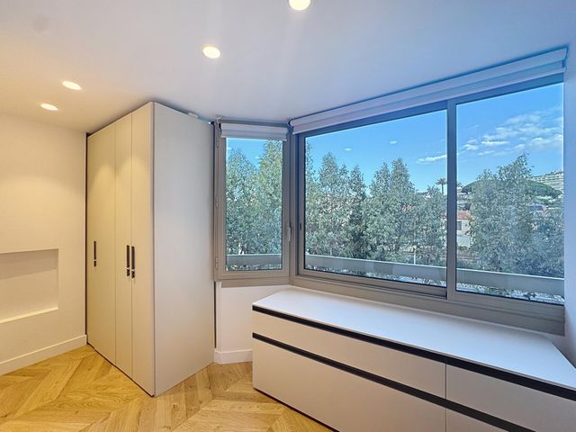 Appartement F4 à vendre - 4 pièces - 100.0 m2 - CANNES - 06 - PROVENCE-ALPES-COTE-D-AZUR - Century 21 Adhère Transactions