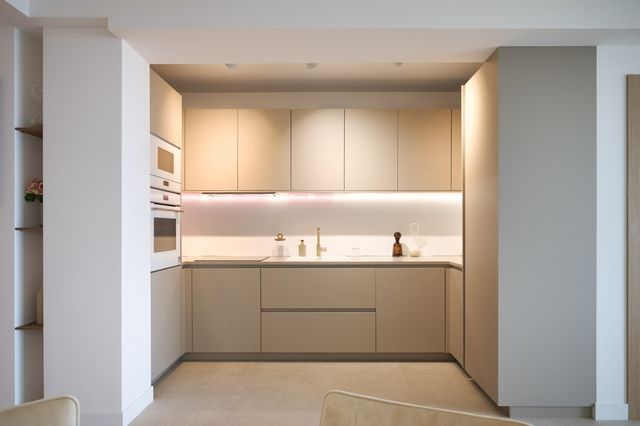 Appartement F4 à vendre - 4 pièces - 118.0 m2 - CANNES - 06 - PROVENCE-ALPES-COTE-D-AZUR - Century 21 Adhère Transactions