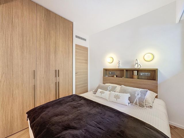 Appartement F5 à vendre - 5 pièces - 121.23 m2 - CANNES - 06 - PROVENCE-ALPES-COTE-D-AZUR - Century 21 Adhère Transactions