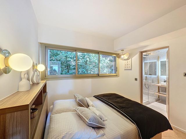 Appartement F5 à vendre - 5 pièces - 121.23 m2 - CANNES - 06 - PROVENCE-ALPES-COTE-D-AZUR - Century 21 Adhère Transactions