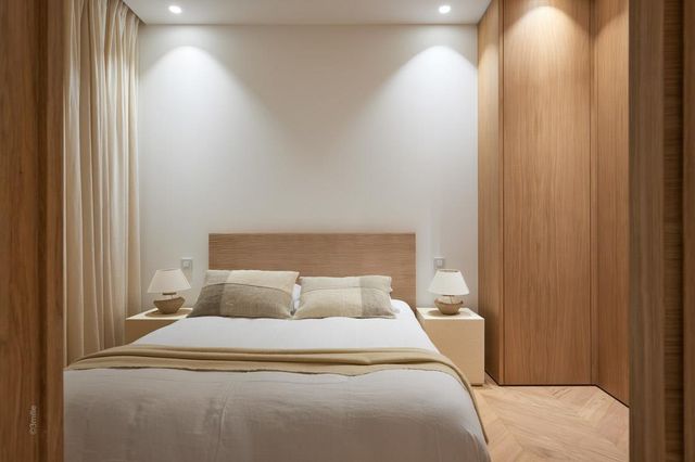 Appartement à vendre - 5 pièces - 110.0 m2 - CANNES - 06 - PROVENCE-ALPES-COTE-D-AZUR - Century 21 Adhère Transactions