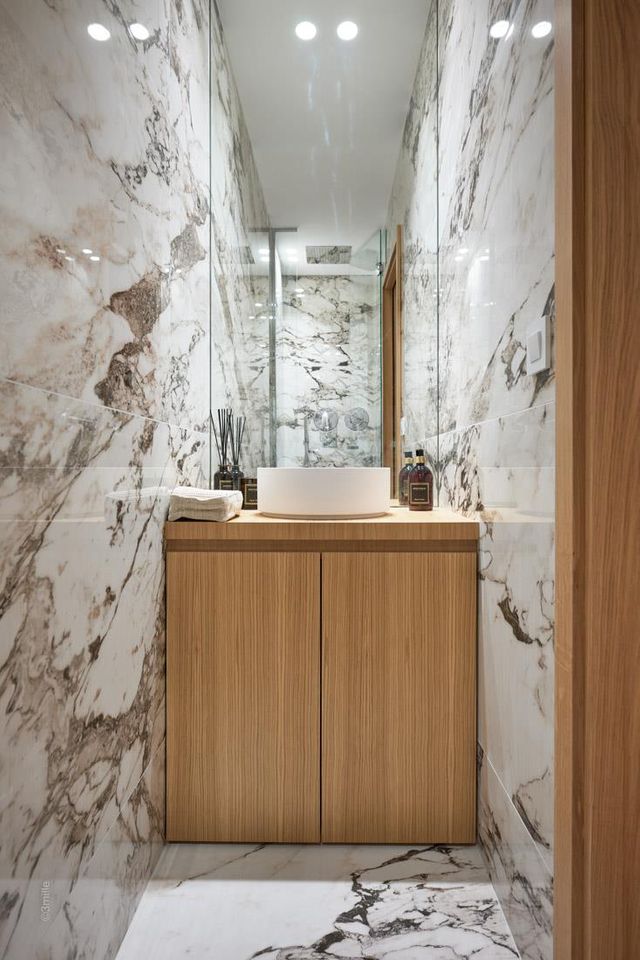 Appartement à vendre - 5 pièces - 110.0 m2 - CANNES - 06 - PROVENCE-ALPES-COTE-D-AZUR - Century 21 Adhère Transactions