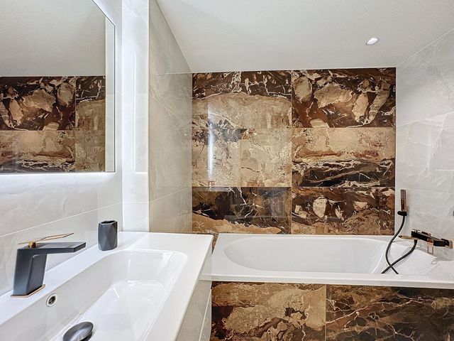 Appartement F4 à vendre - 4 pièces - 112.95 m2 - CANNES - 06 - PROVENCE-ALPES-COTE-D-AZUR - Century 21 Adhère Transactions