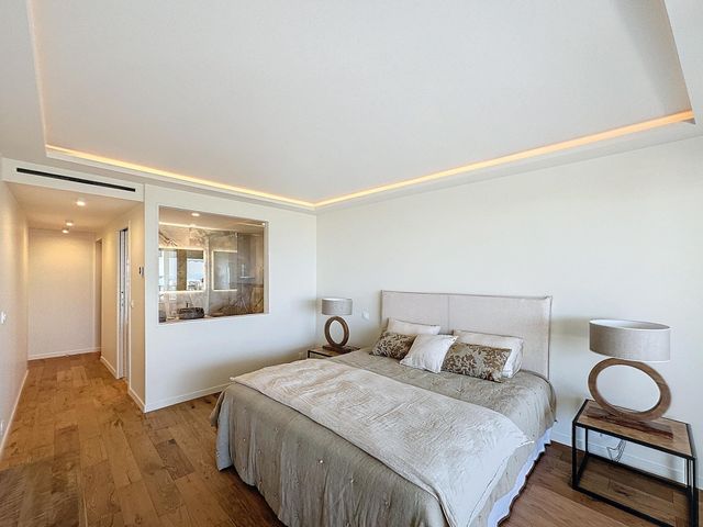 Appartement F4 à vendre - 4 pièces - 112.95 m2 - CANNES - 06 - PROVENCE-ALPES-COTE-D-AZUR - Century 21 Adhère Transactions