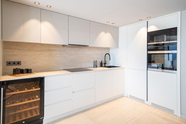 Appartement F4 à vendre - 4 pièces - 103.27 m2 - CANNES - 06 - PROVENCE-ALPES-COTE-D-AZUR - Century 21 Adhère Transactions