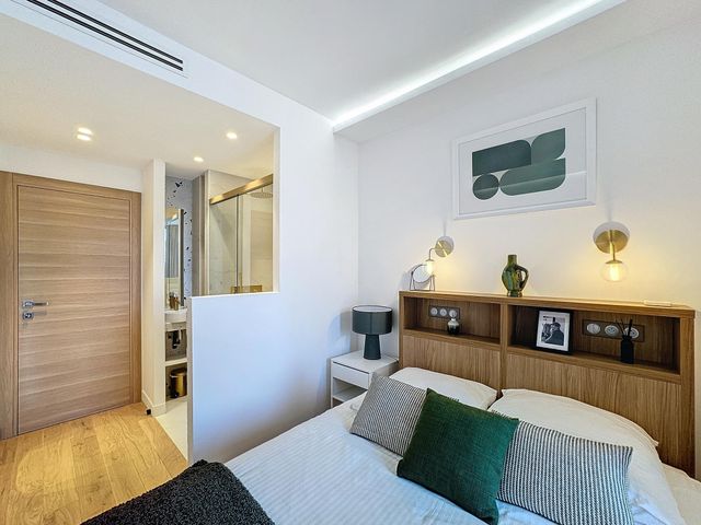 Appartement F3 à vendre - 3 pièces - 68.81 m2 - CANNES - 06 - PROVENCE-ALPES-COTE-D-AZUR - Century 21 Adhère Transactions