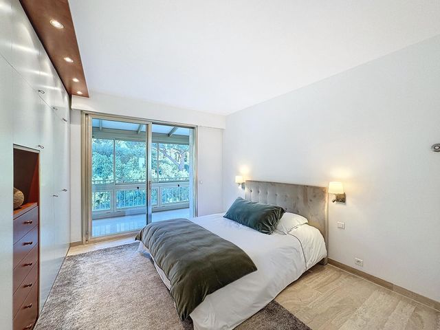 Appartement à vendre - 4 pièces - 119.03 m2 - CANNES - 06 - PROVENCE-ALPES-COTE-D-AZUR - Century 21 Adhère Transactions