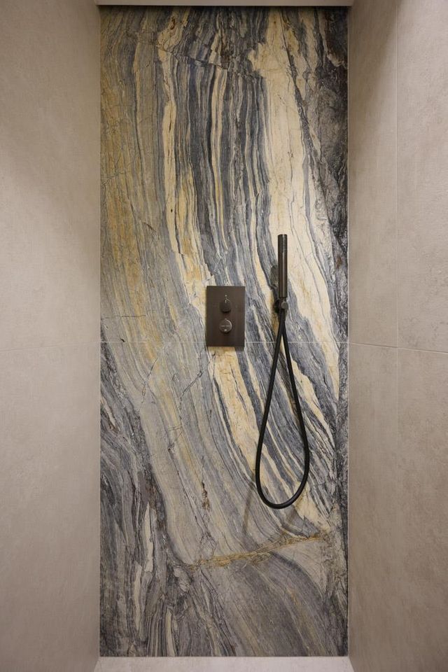 Appartement F5 à vendre - 5 pièces - 210.0 m2 - CANNES - 06 - PROVENCE-ALPES-COTE-D-AZUR - Century 21 Adhère Transactions