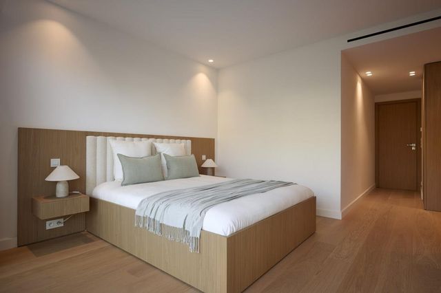 Appartement F5 à vendre - 5 pièces - 210.0 m2 - CANNES - 06 - PROVENCE-ALPES-COTE-D-AZUR - Century 21 Adhère Transactions