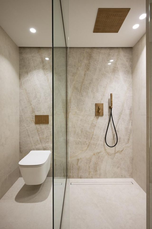 Appartement F5 à vendre - 5 pièces - 210.0 m2 - CANNES - 06 - PROVENCE-ALPES-COTE-D-AZUR - Century 21 Adhère Transactions