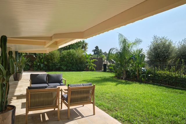 maison à vendre - 7 pièces - 315.0 m2 - CANNES - 06 - PROVENCE-ALPES-COTE-D-AZUR - Century 21 Adhère Transactions