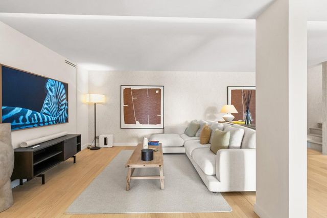 maison à vendre - 7 pièces - 315.0 m2 - CANNES - 06 - PROVENCE-ALPES-COTE-D-AZUR - Century 21 Adhère Transactions