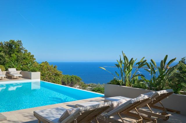 maison à vendre - 7 pièces - 350.0 m2 - CANNES - 06 - PROVENCE-ALPES-COTE-D-AZUR - Century 21 Adhère Transactions