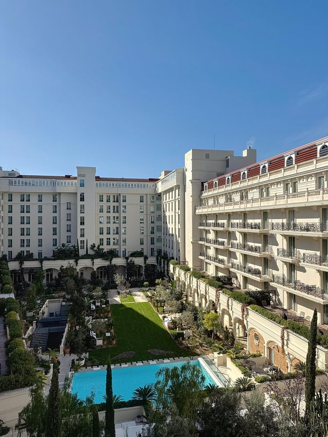 Appartement F3 à vendre - 3 pièces - 112.0 m2 - CANNES - 06 - PROVENCE-ALPES-COTE-D-AZUR - Century 21 Adhère Transactions