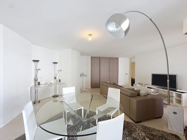 Afficher la photo en grand Appartement F3 à vendre - 3 pièces - 112.0 m2 - CANNES - 06 - PROVENCE-ALPES-COTE-D-AZUR - Century 21 Adhère Transactions