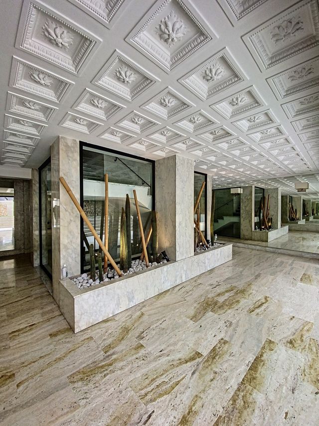 Appartement F4 à vendre - 4 pièces - 105.0 m2 - CANNES - 06 - PROVENCE-ALPES-COTE-D-AZUR - Century 21 Adhère Transactions