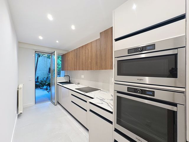 Appartement F4 à vendre - 4 pièces - 105.0 m2 - CANNES - 06 - PROVENCE-ALPES-COTE-D-AZUR - Century 21 Adhère Transactions