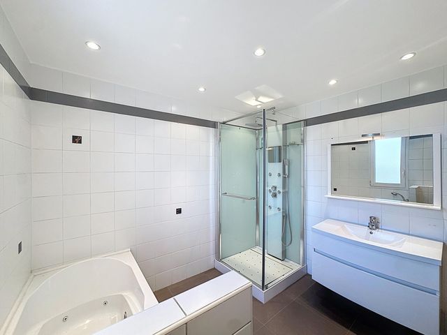 maison à vendre - 6 pièces - 270.0 m2 - MOUGINS - 06 - PROVENCE-ALPES-COTE-D-AZUR - Century 21 Adhère Transactions