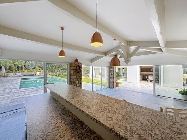 maison à vendre - 6 pièces - 270.0 m2 - MOUGINS - 06 - PROVENCE-ALPES-COTE-D-AZUR - Century 21 Adhère Transactions