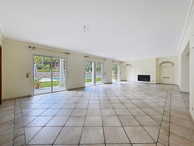 maison à vendre - 6 pièces - 270.0 m2 - MOUGINS - 06 - PROVENCE-ALPES-COTE-D-AZUR - Century 21 Adhère Transactions