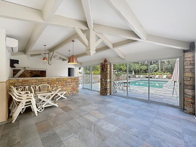 maison à vendre - 6 pièces - 270.0 m2 - MOUGINS - 06 - PROVENCE-ALPES-COTE-D-AZUR - Century 21 Adhère Transactions